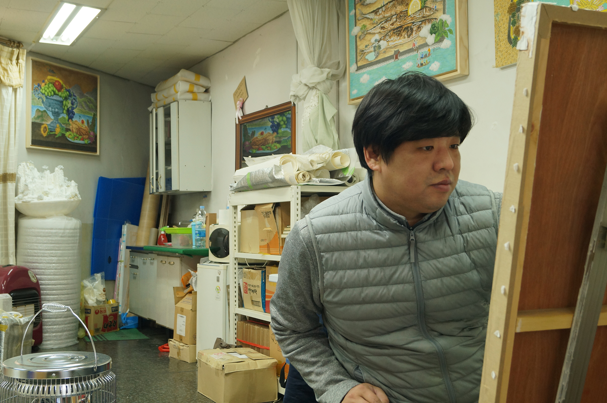 하루.K_작업실_사진 텍스트