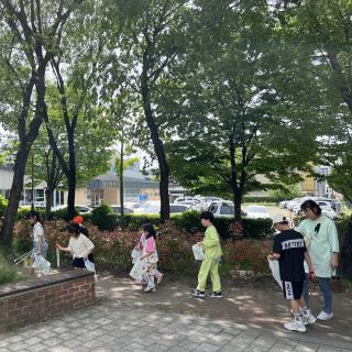 광주폴리 도시문화 걷기 시민프로그램 광주폴리 랑도네 마감 행진 '성황' 보도자료 관련 이미지